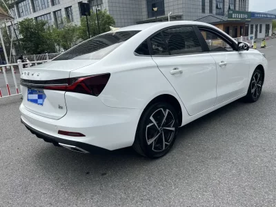 Roewe i5