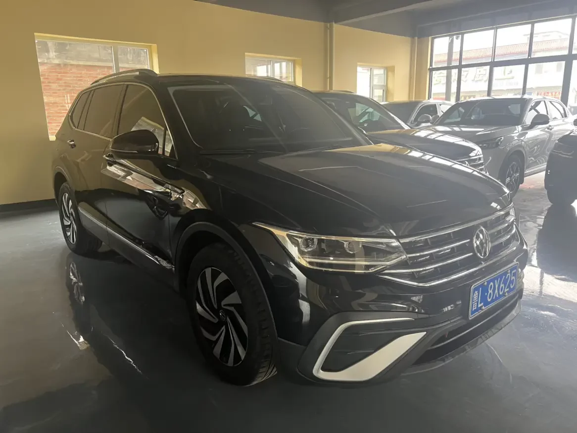 Volkswagen Tiguan L