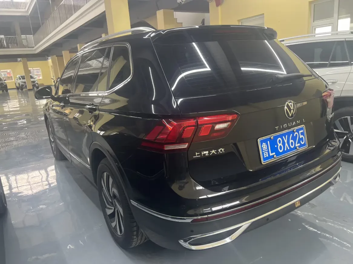 Volkswagen Tiguan L
