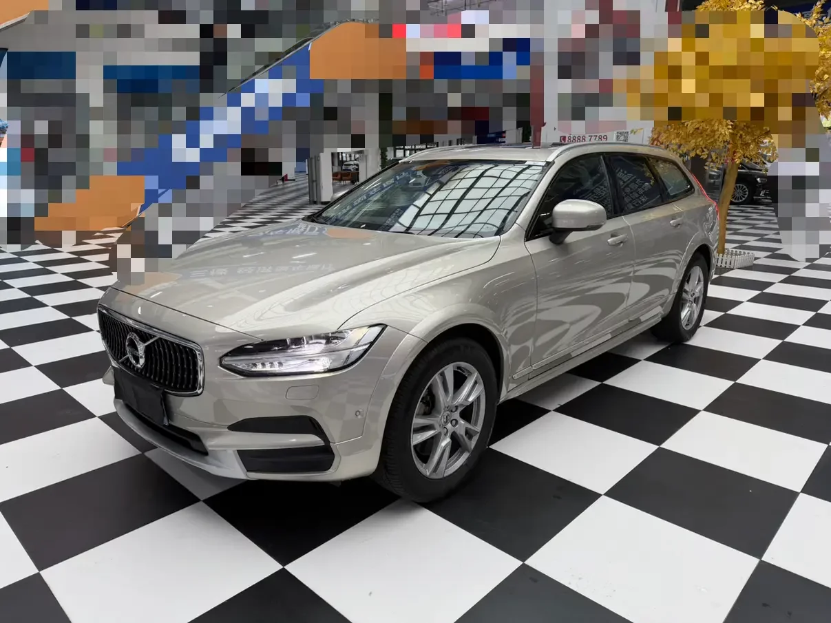Volvo V90