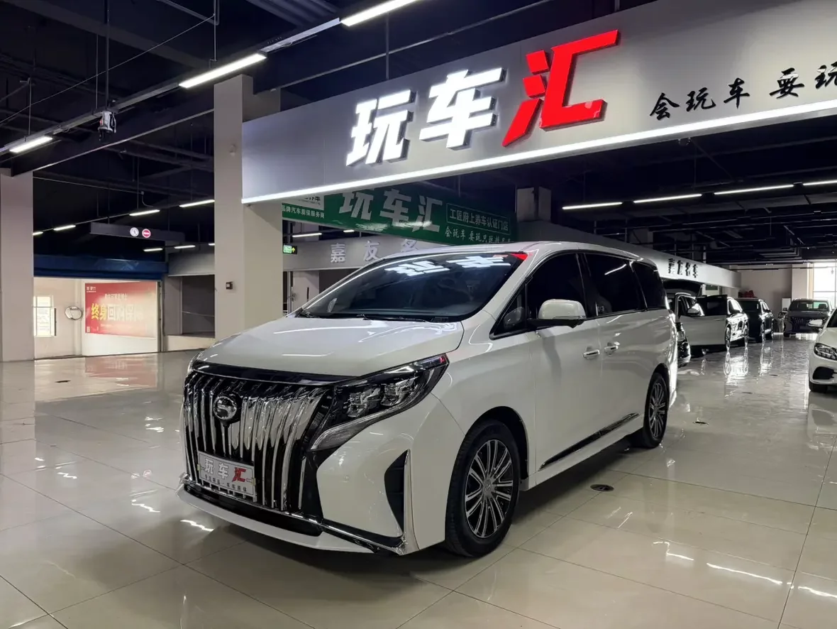 GAC Trumpchi M8  из Китая