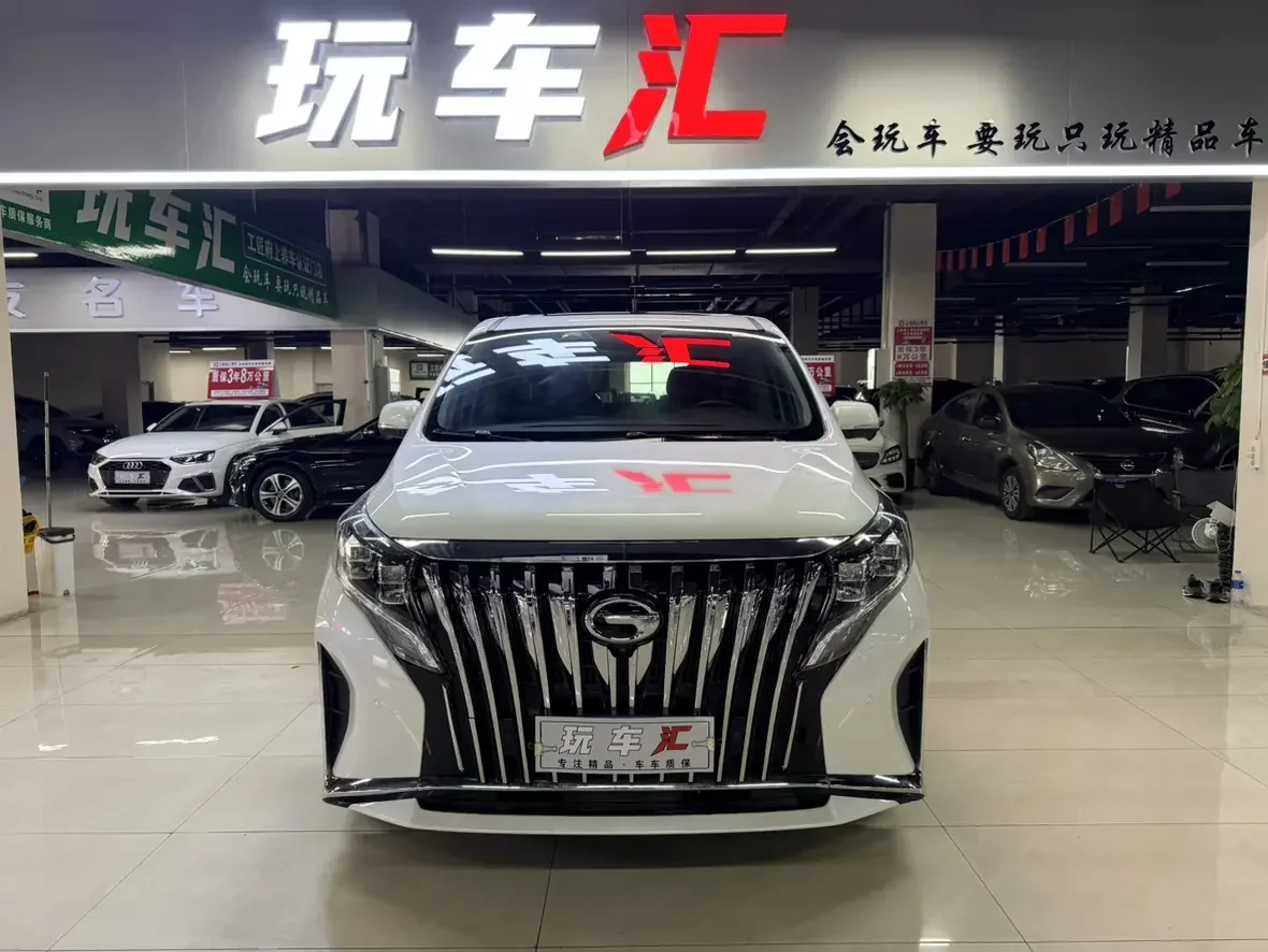 GAC Trumpchi M8  из Китая
