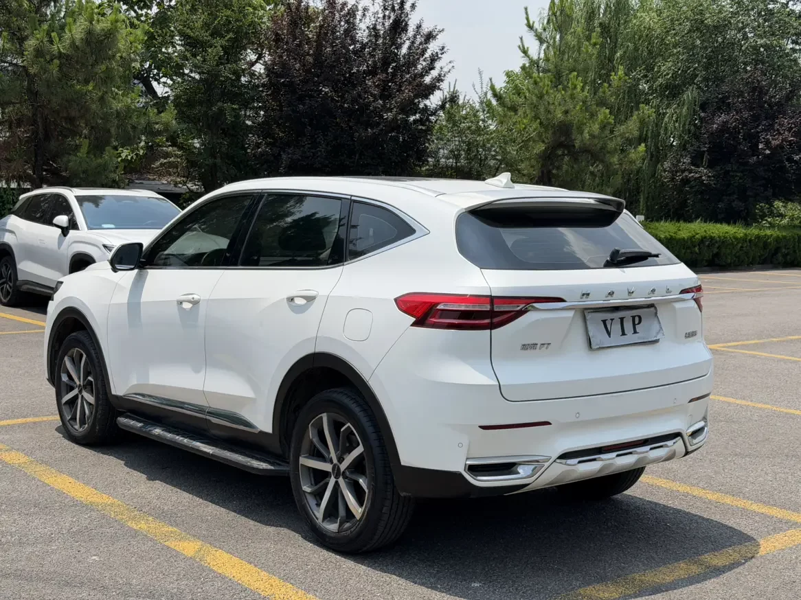 Haval F7