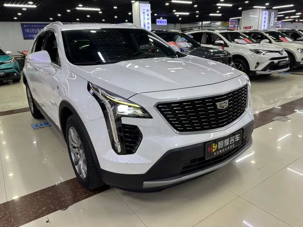 Cadillac XT4