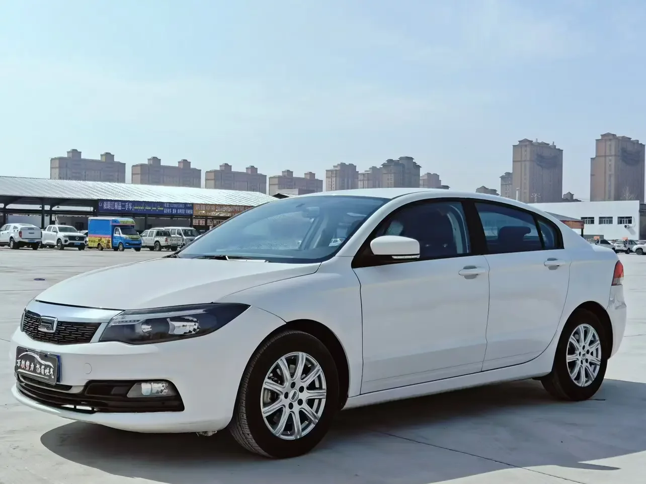 Qoros 3