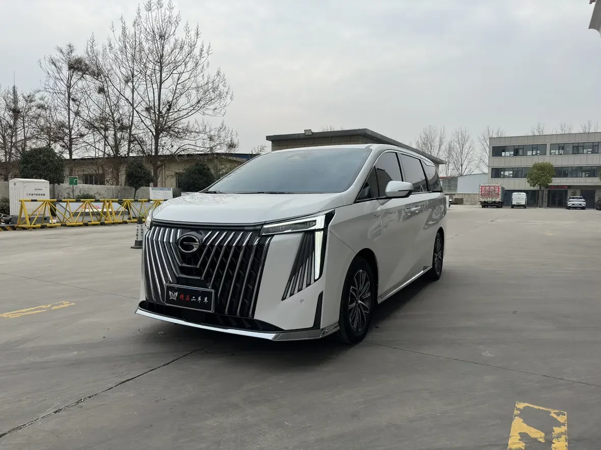 GAC Trumpchi M8