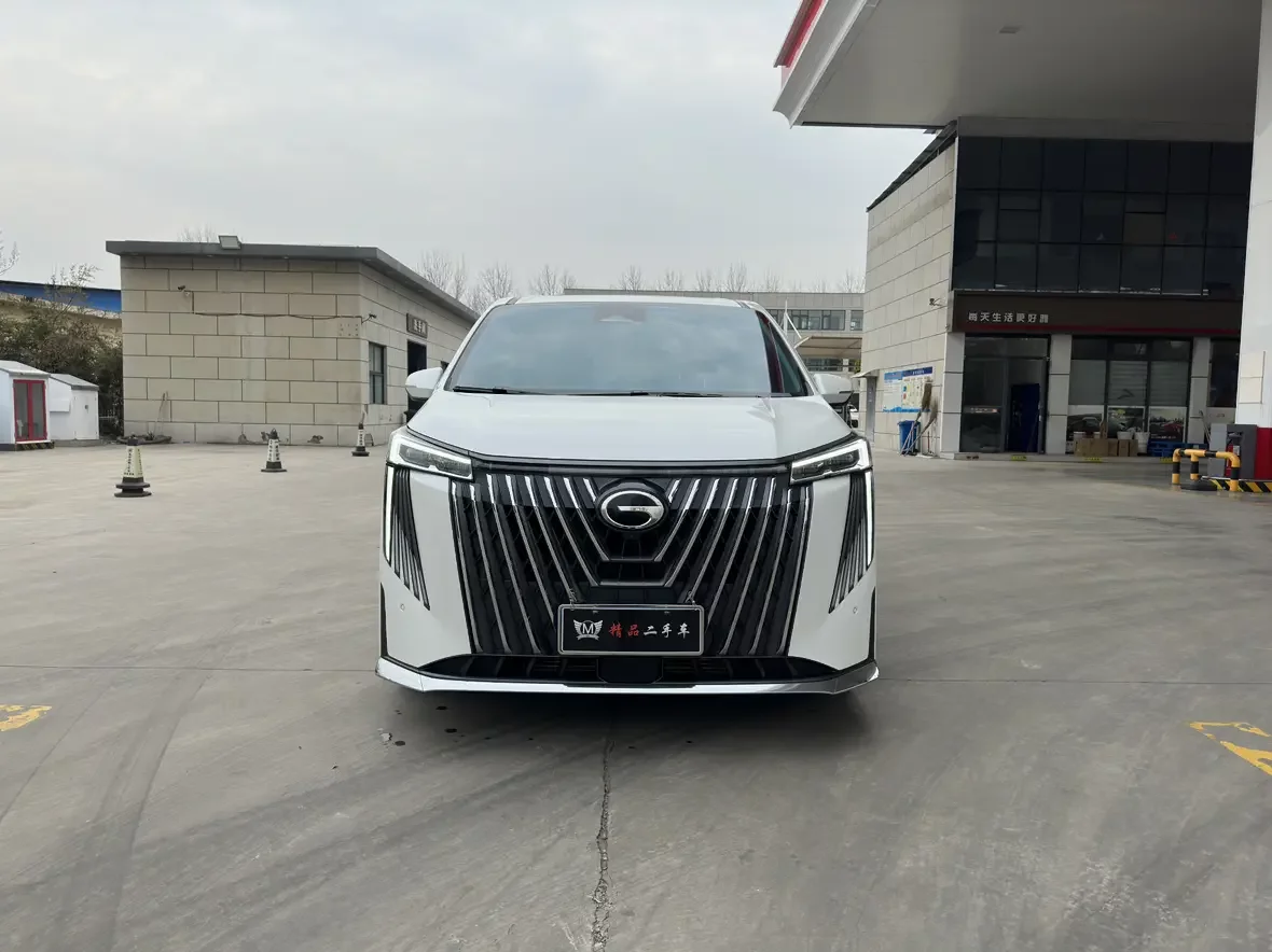 GAC Trumpchi M8