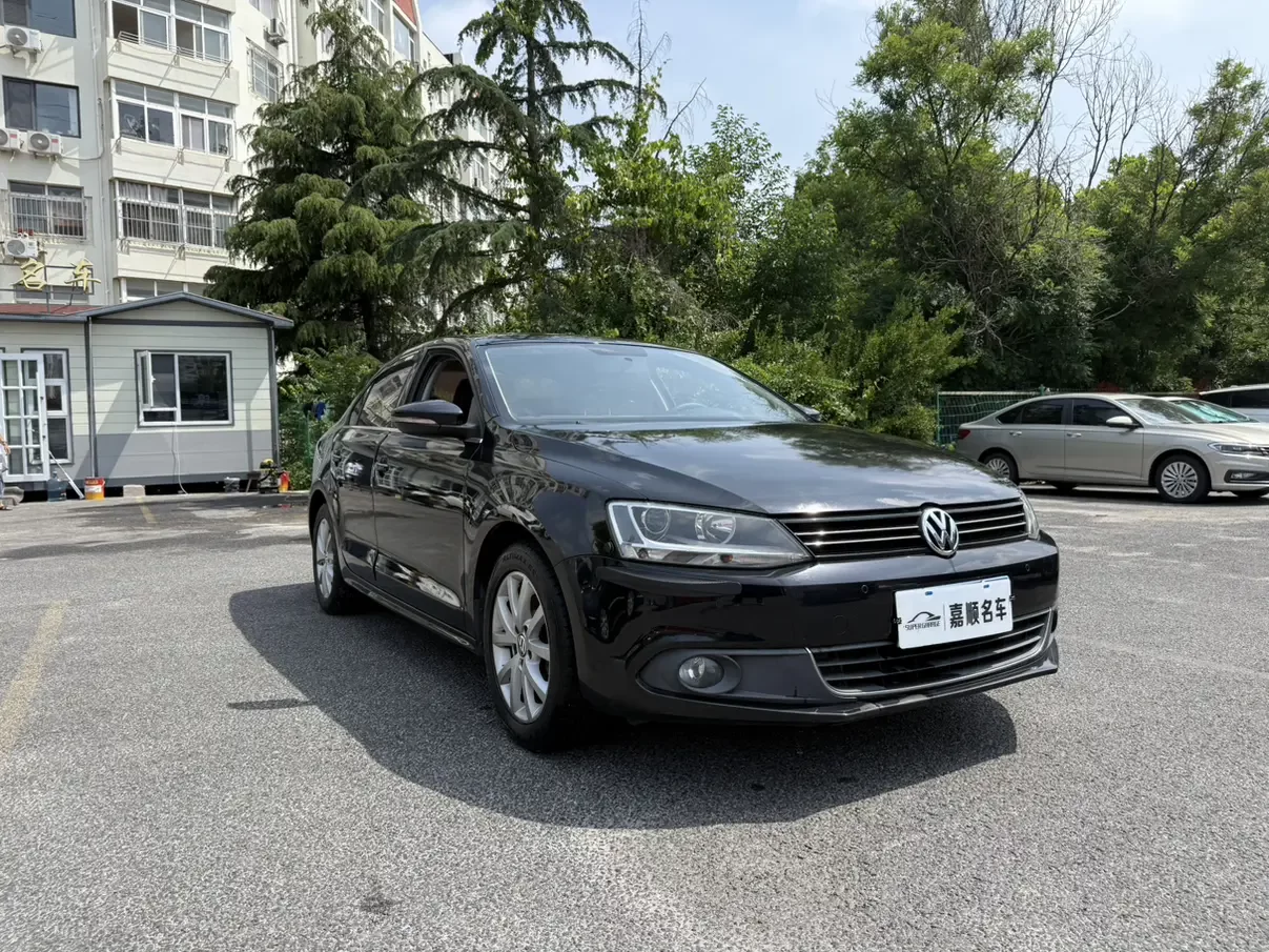 Volkswagen Sagitar