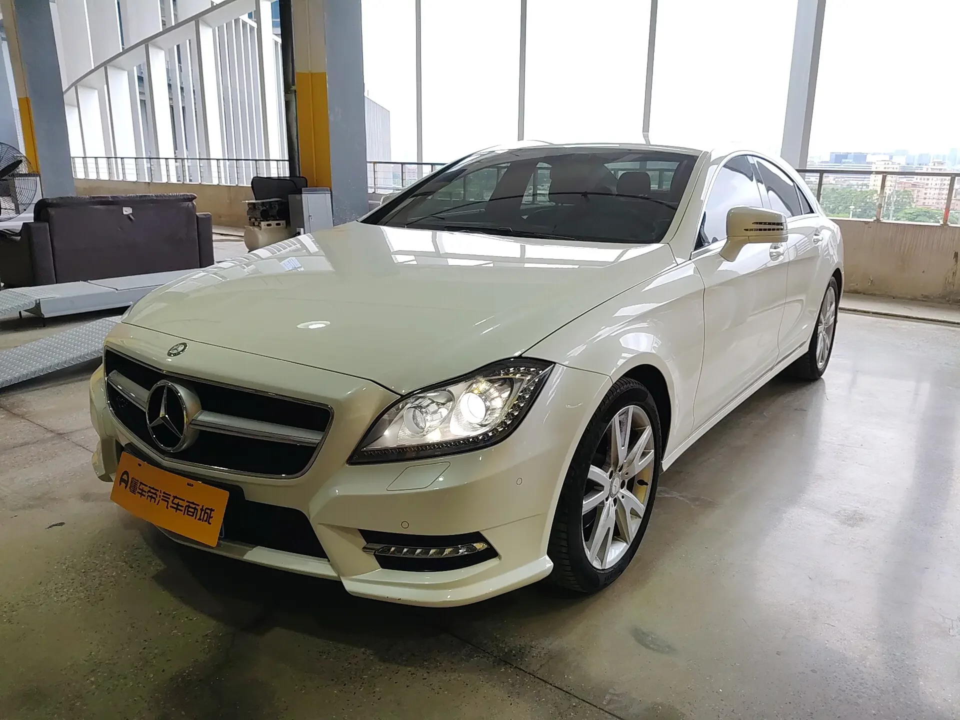 Mercedes-Benz CLS