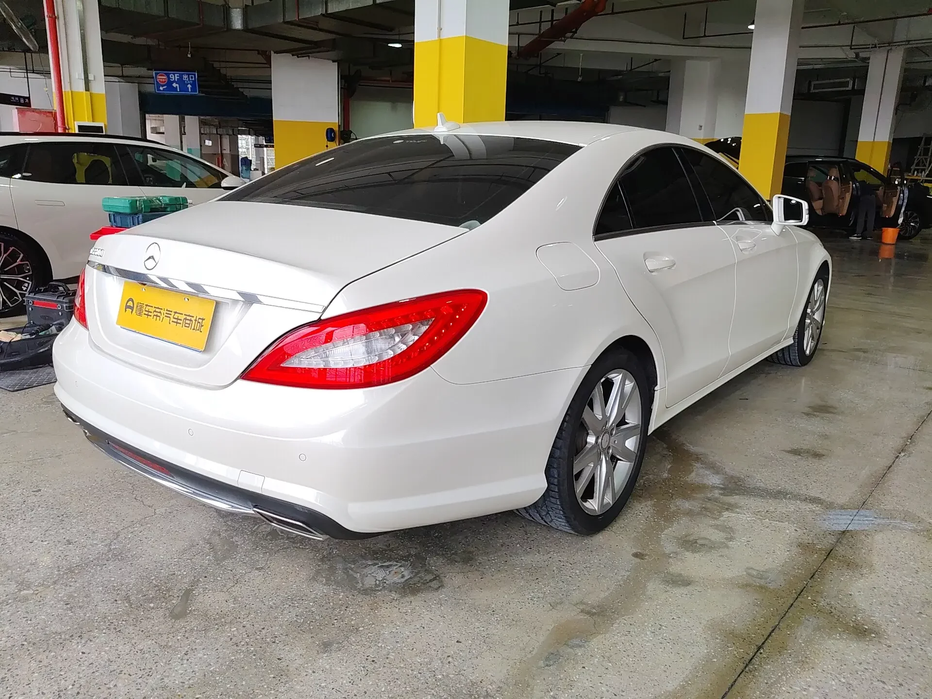 Mercedes-Benz CLS