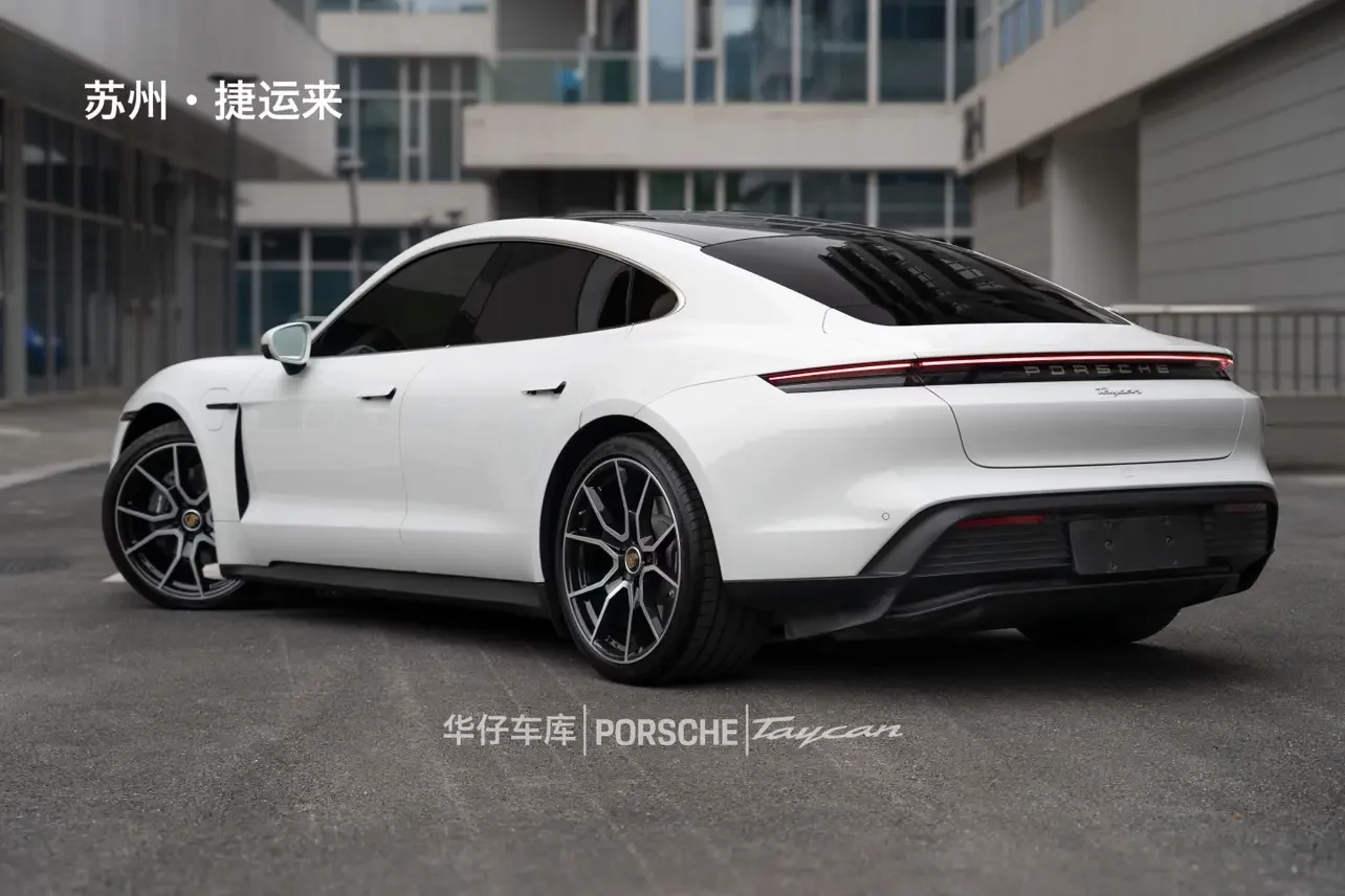Porsche Taycan