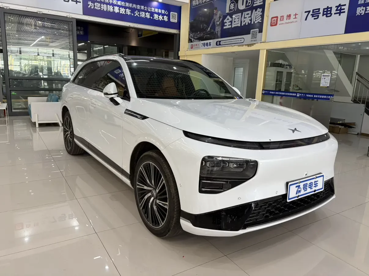 Xpeng G9