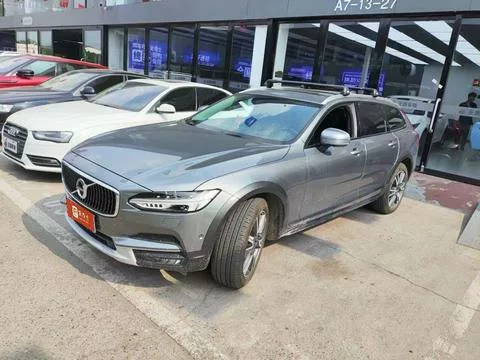 Volvo V90