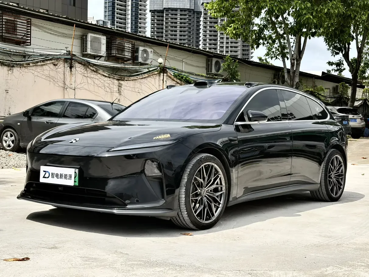 NIO ET5T  из Китая