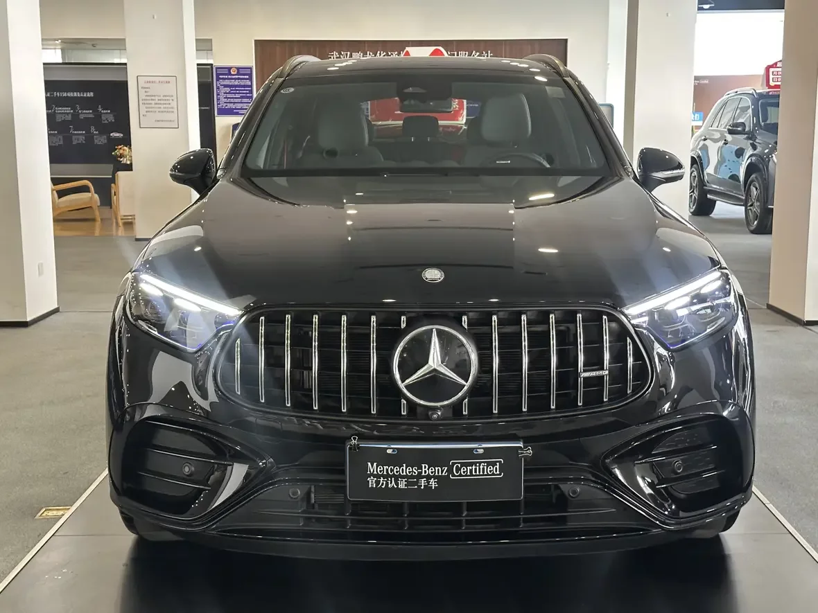 Mercedes-Benz GLC AMG