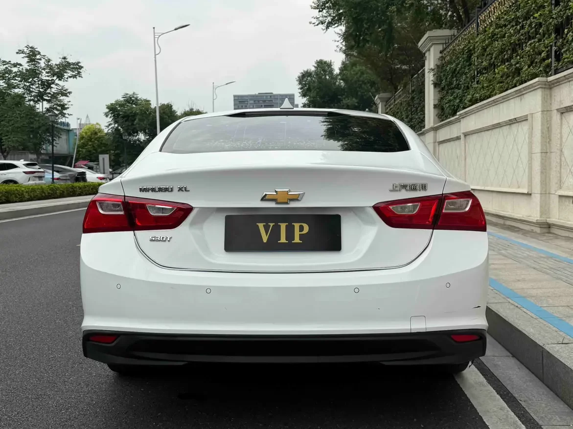Chevrolet Malibu XL
