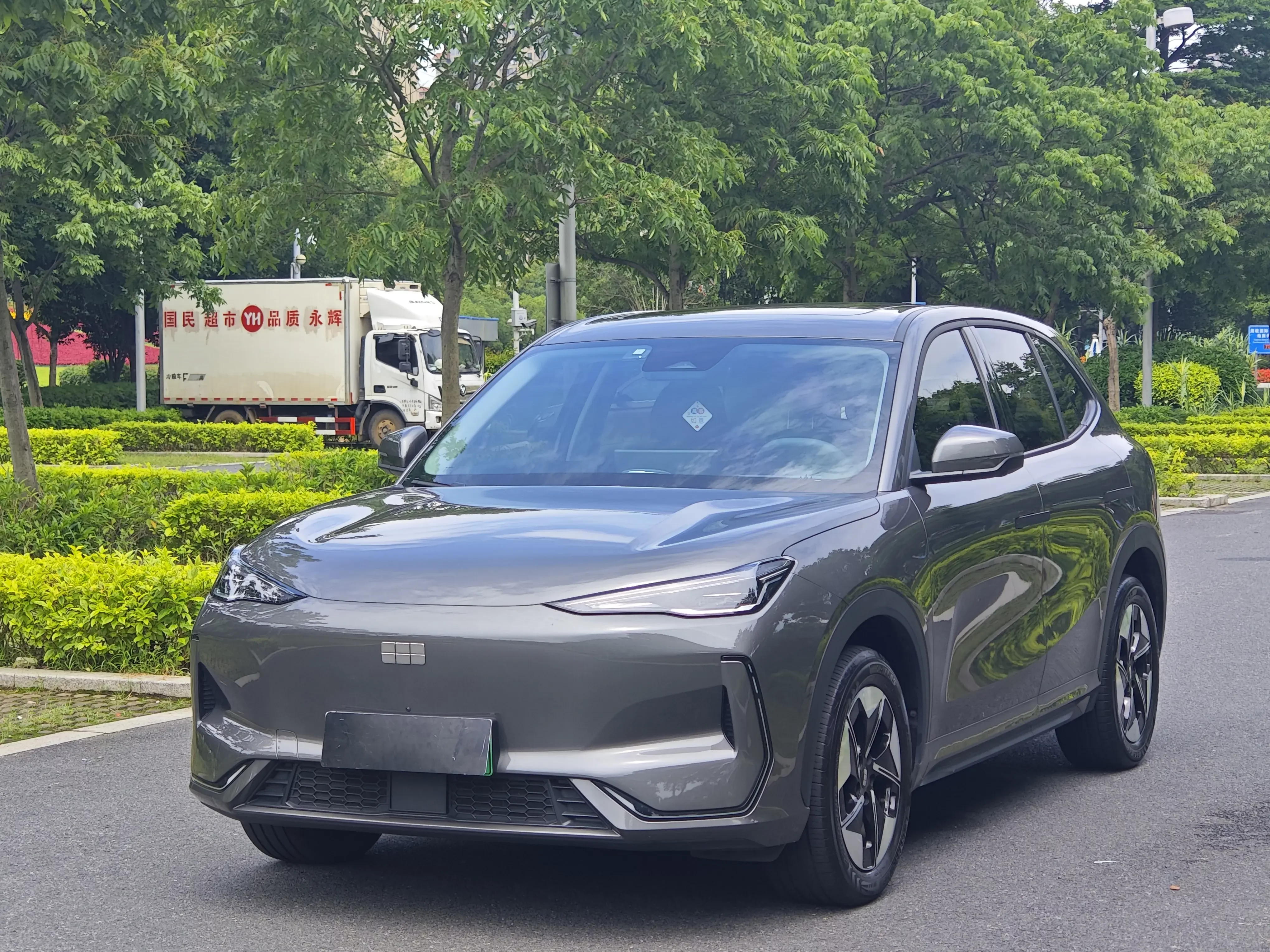 Geely Galaxy E5