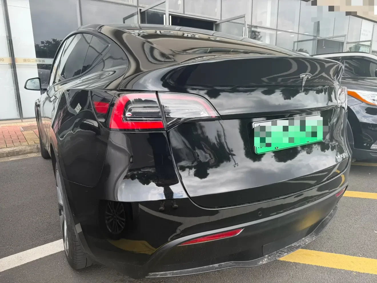 Tesla Model Y