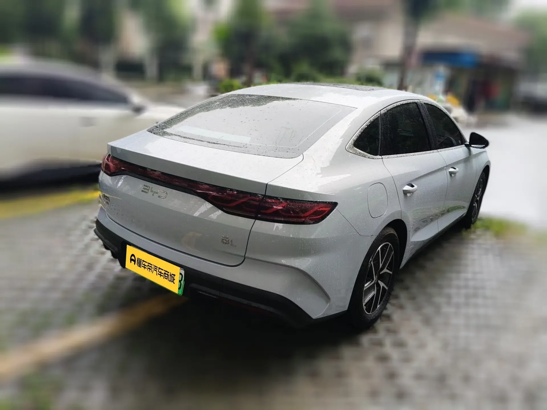 BYD Qin L DM