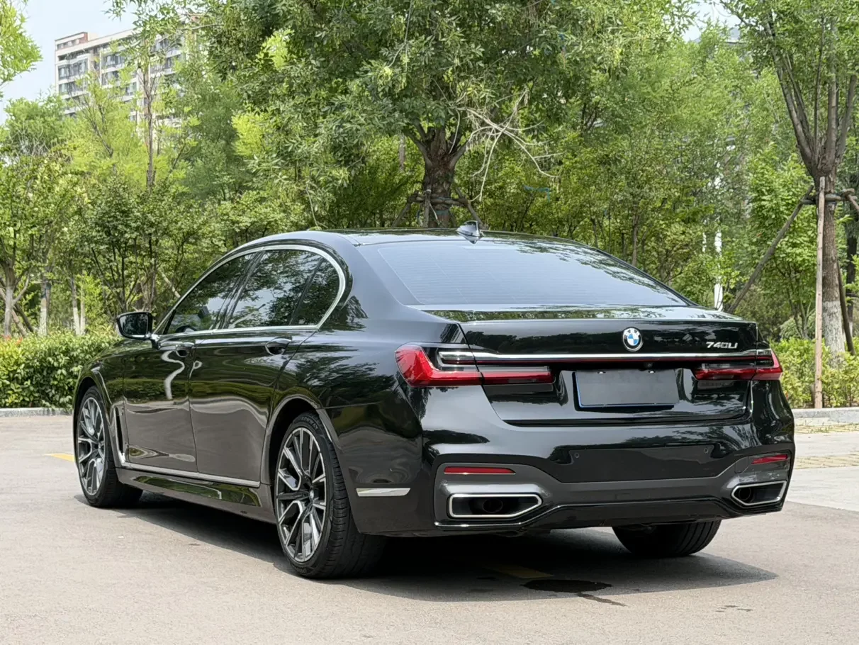 BMW 7 Series