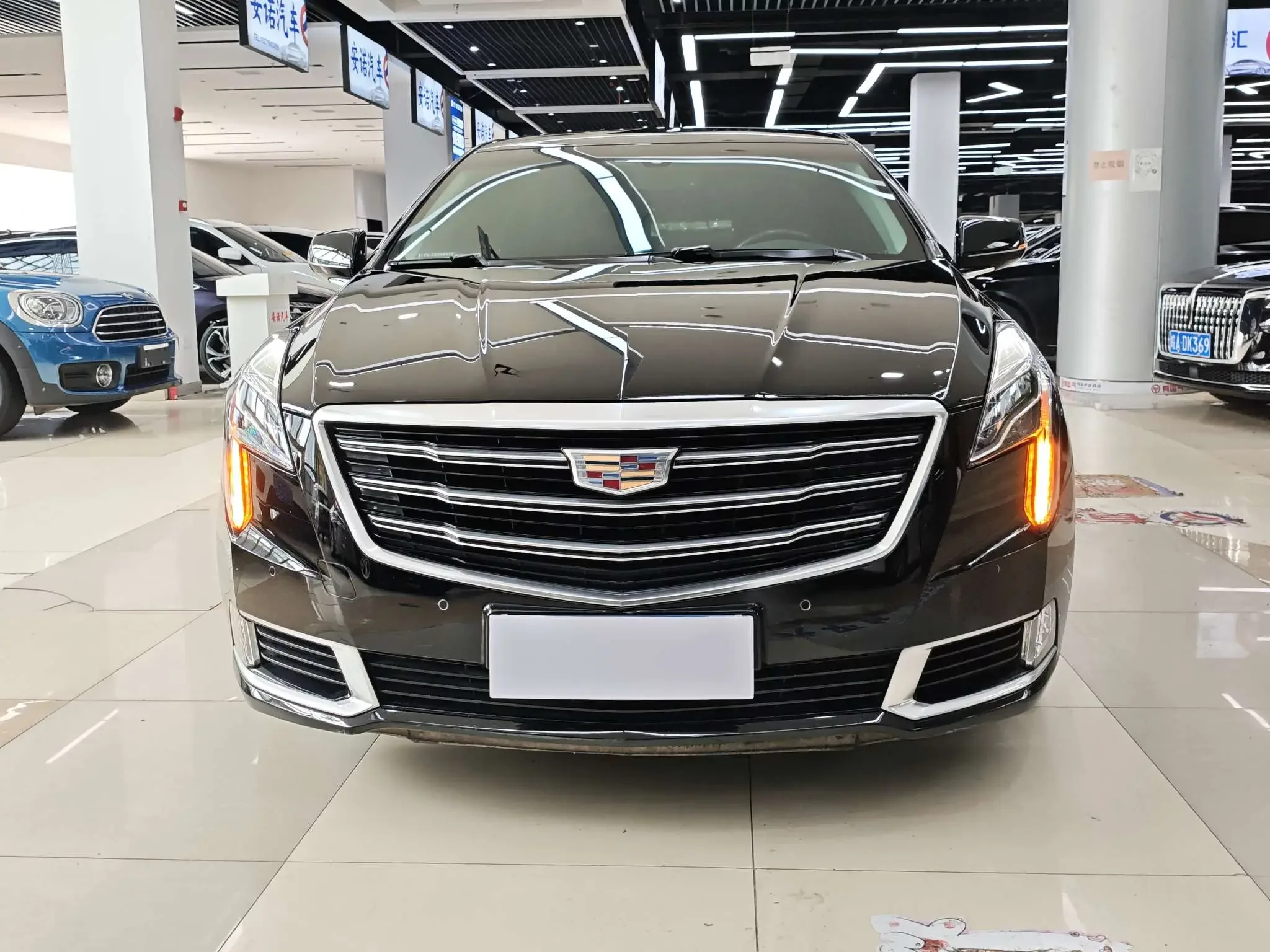 Cadillac XTS  из Китая