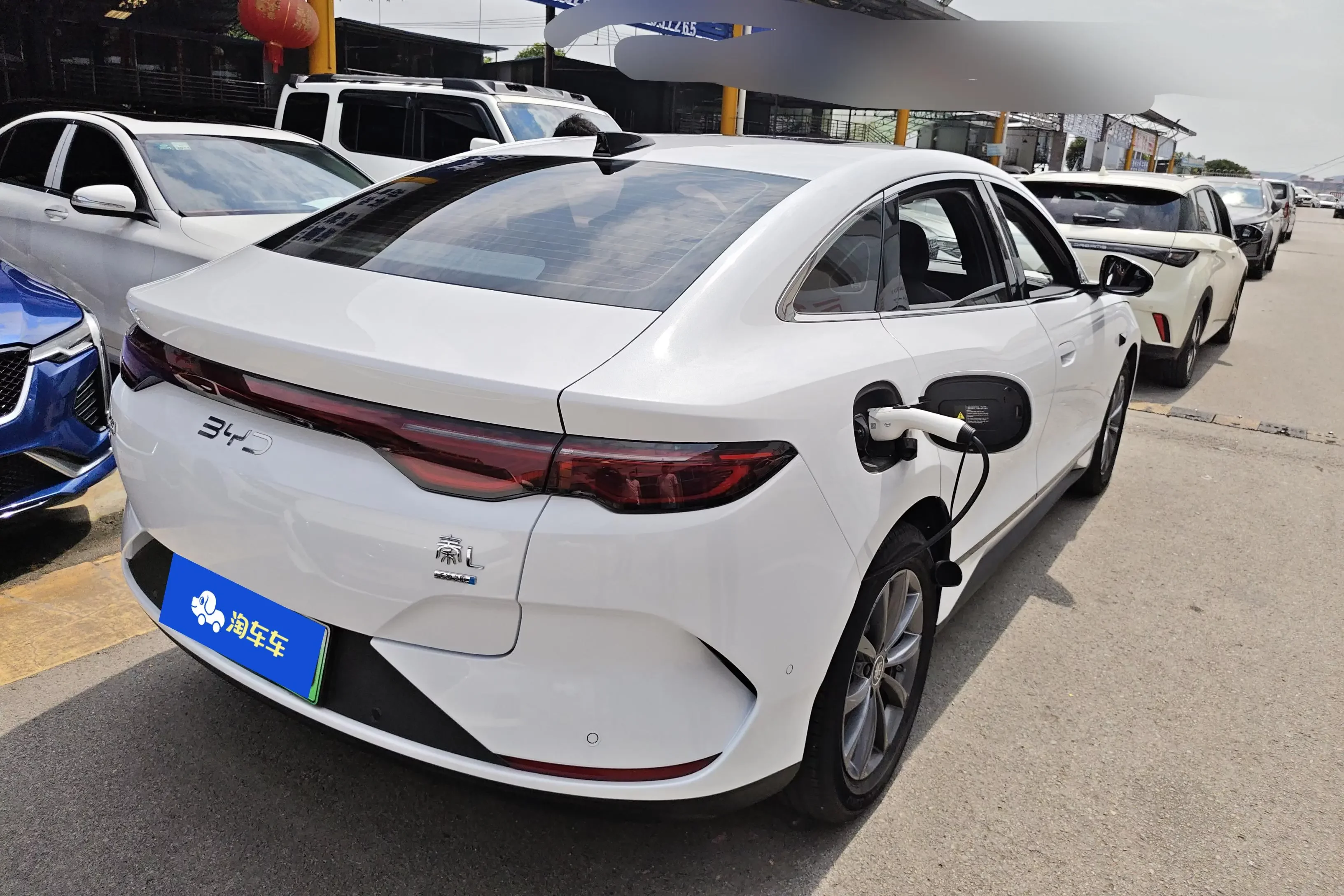 BYD Qin L EV