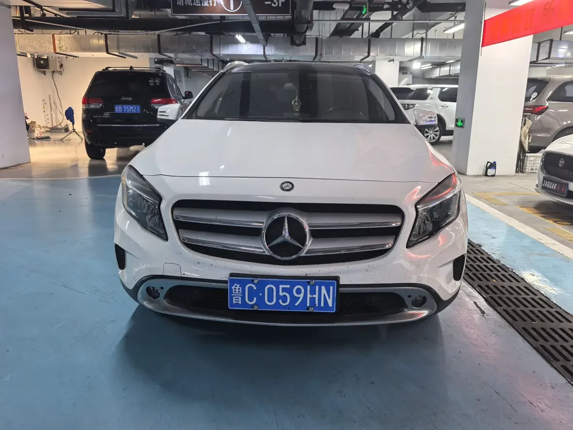 Mercedes-Benz GLA  из Китая