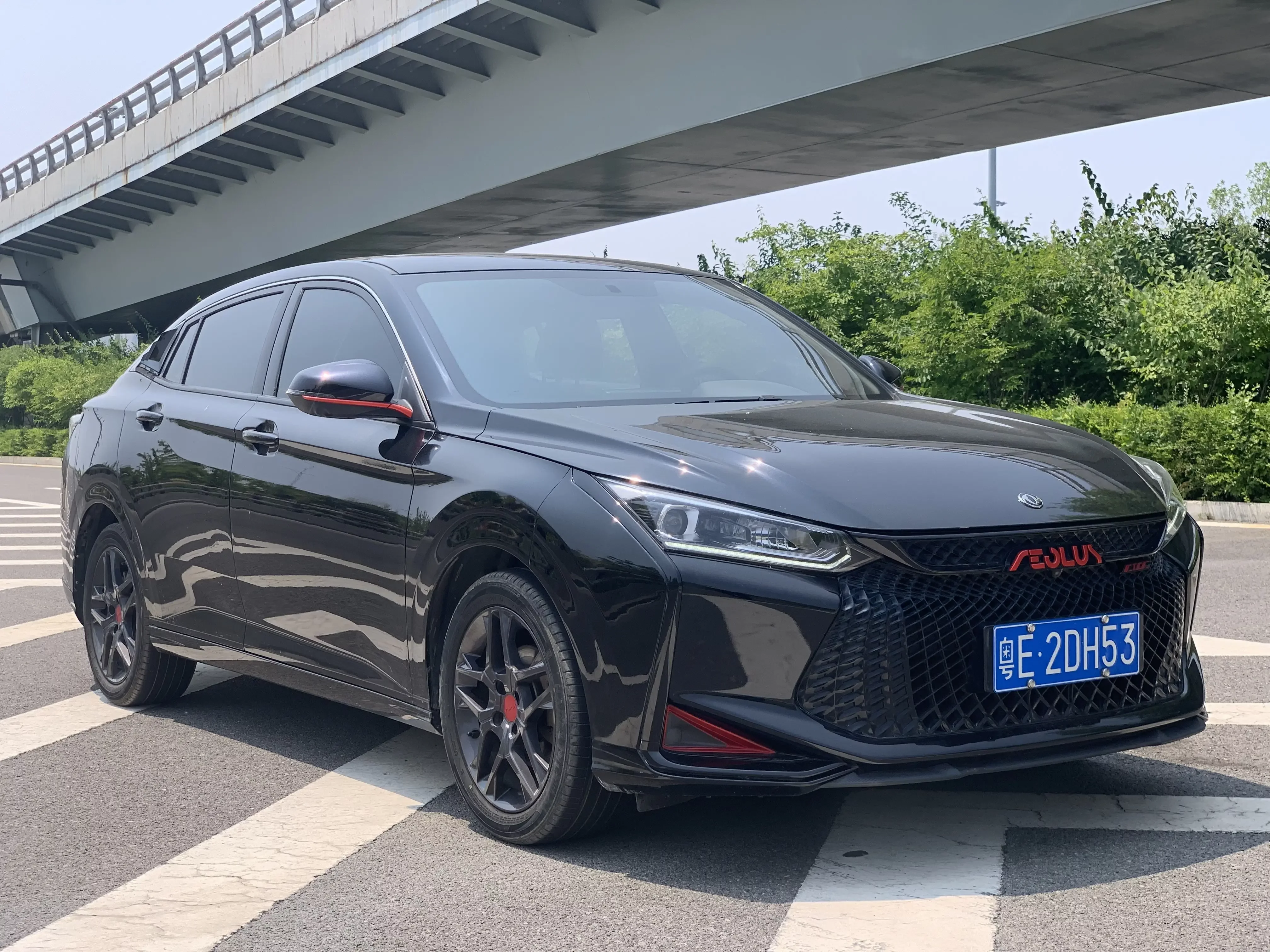Dongfeng Yixuan