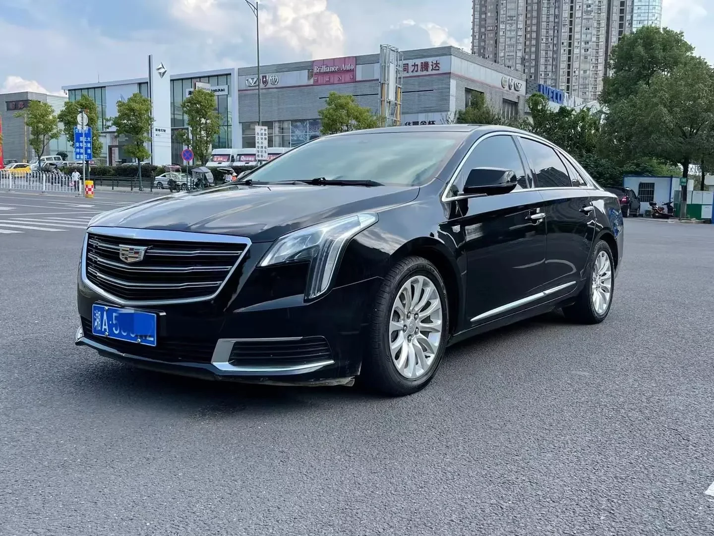 Cadillac XTS