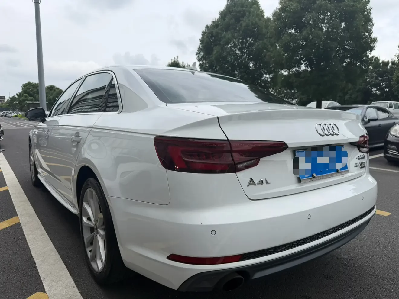 Audi A4L