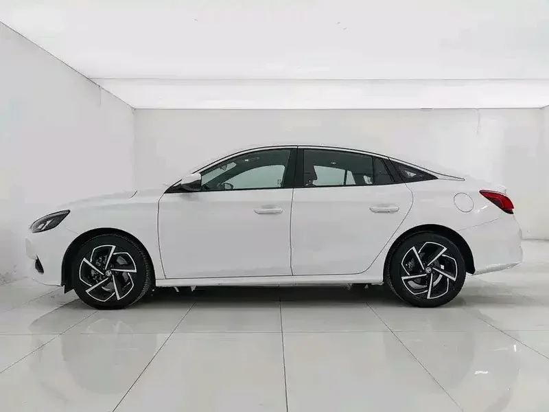 MG 5