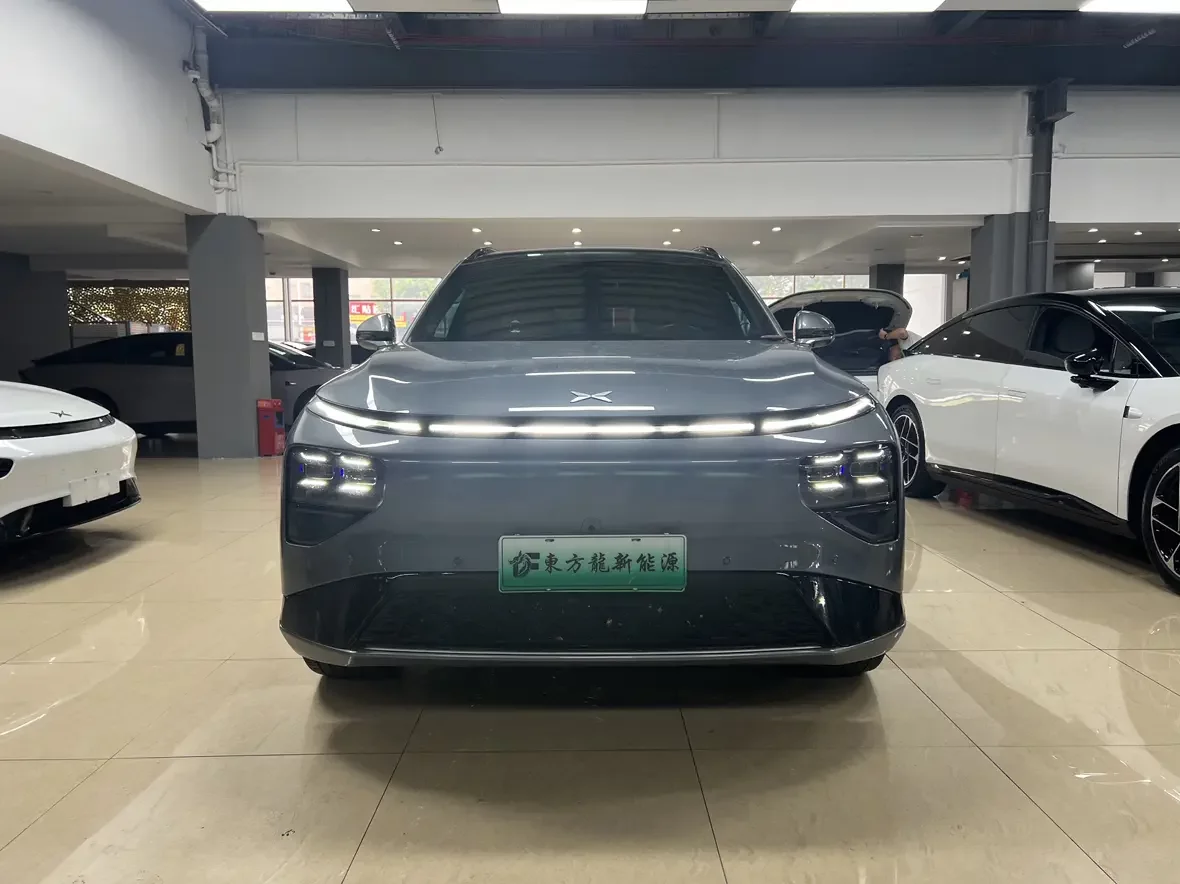 Xpeng G9