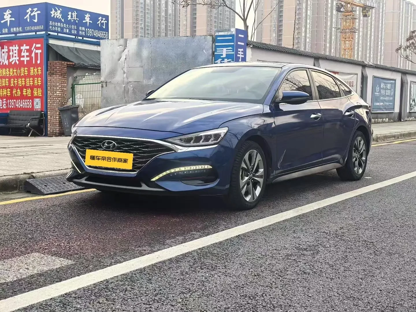 Hyundai Lafesta