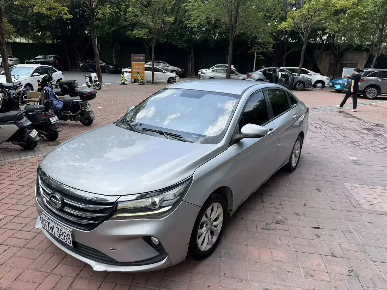 GAC Trumpchi GA4