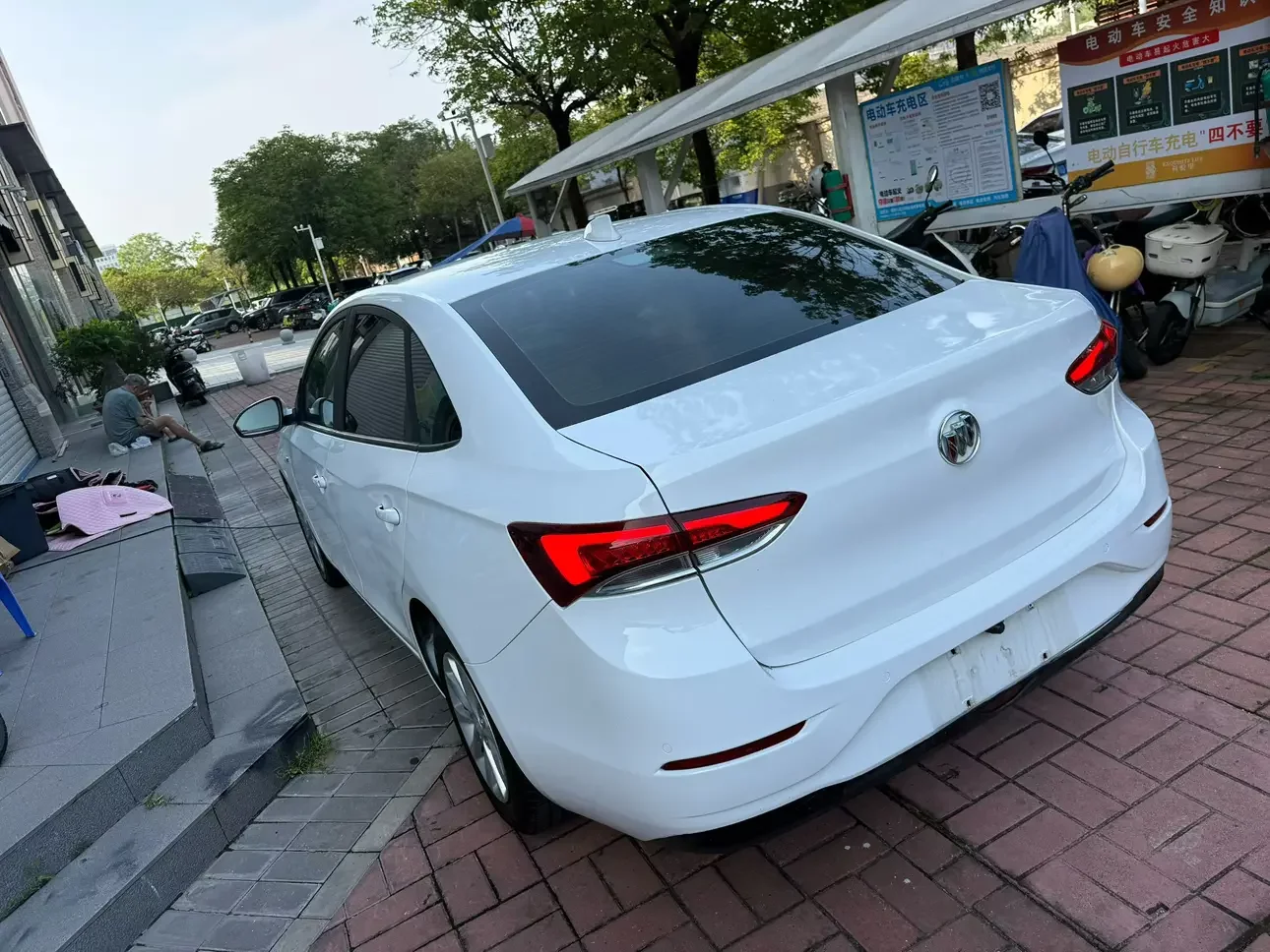 Buick Yinglang