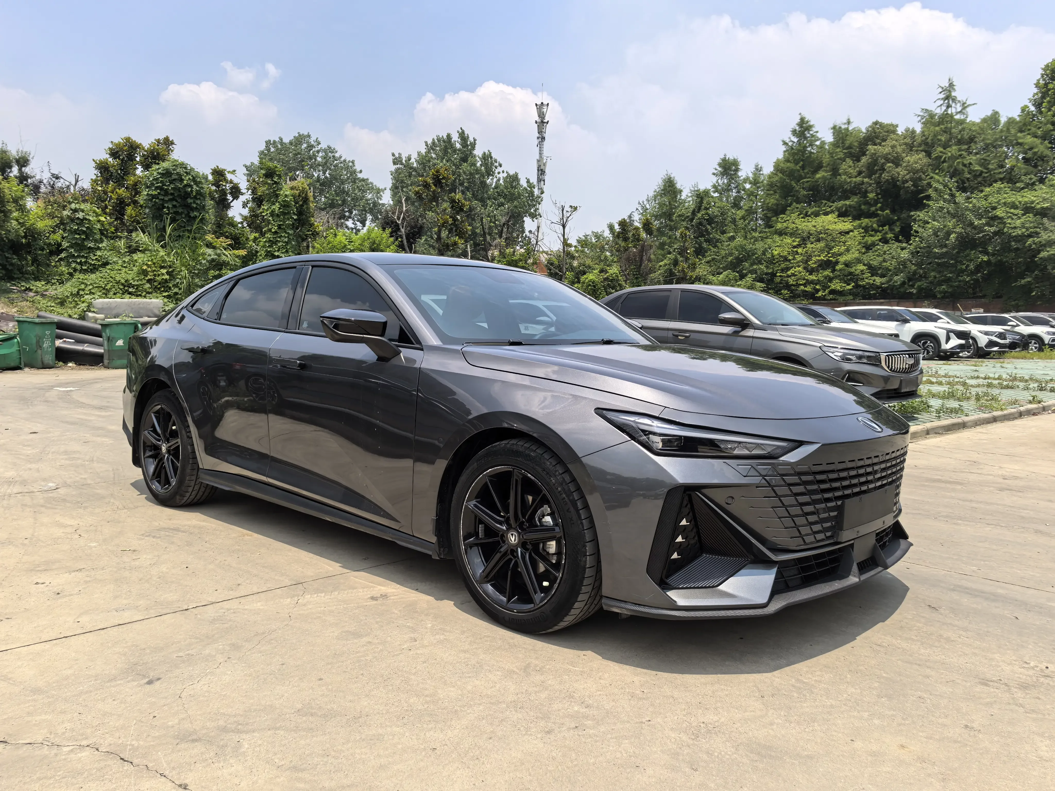 Changan UNI-V
