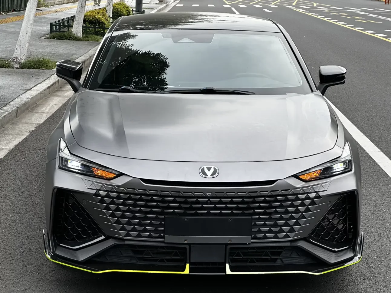 Changan UNI-V