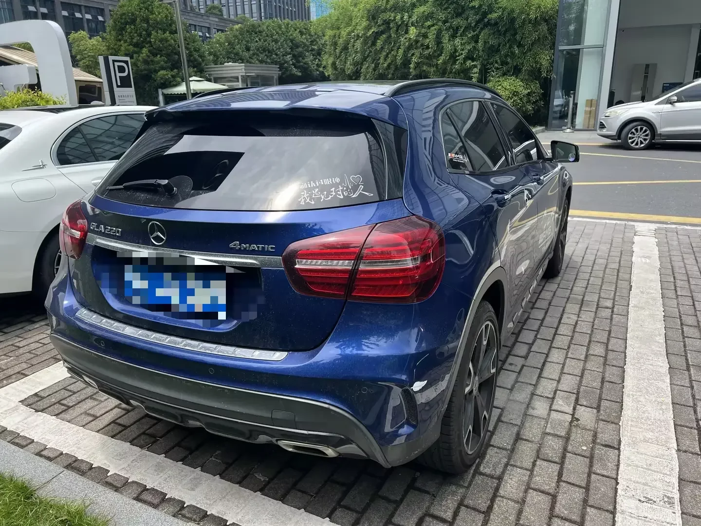 Mercedes-Benz GLA