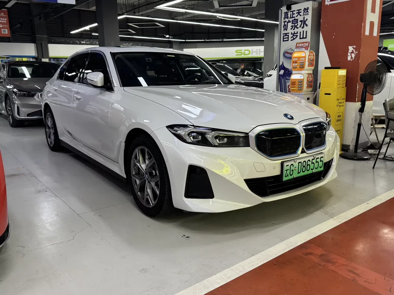 BMW i3