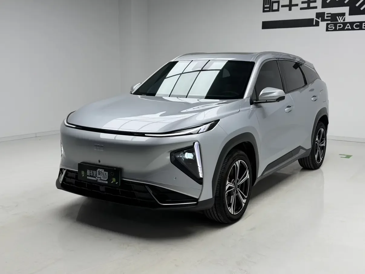 Geely Galaxy L7