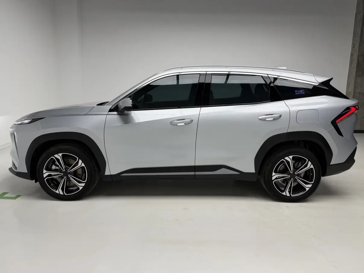 Geely Galaxy L7