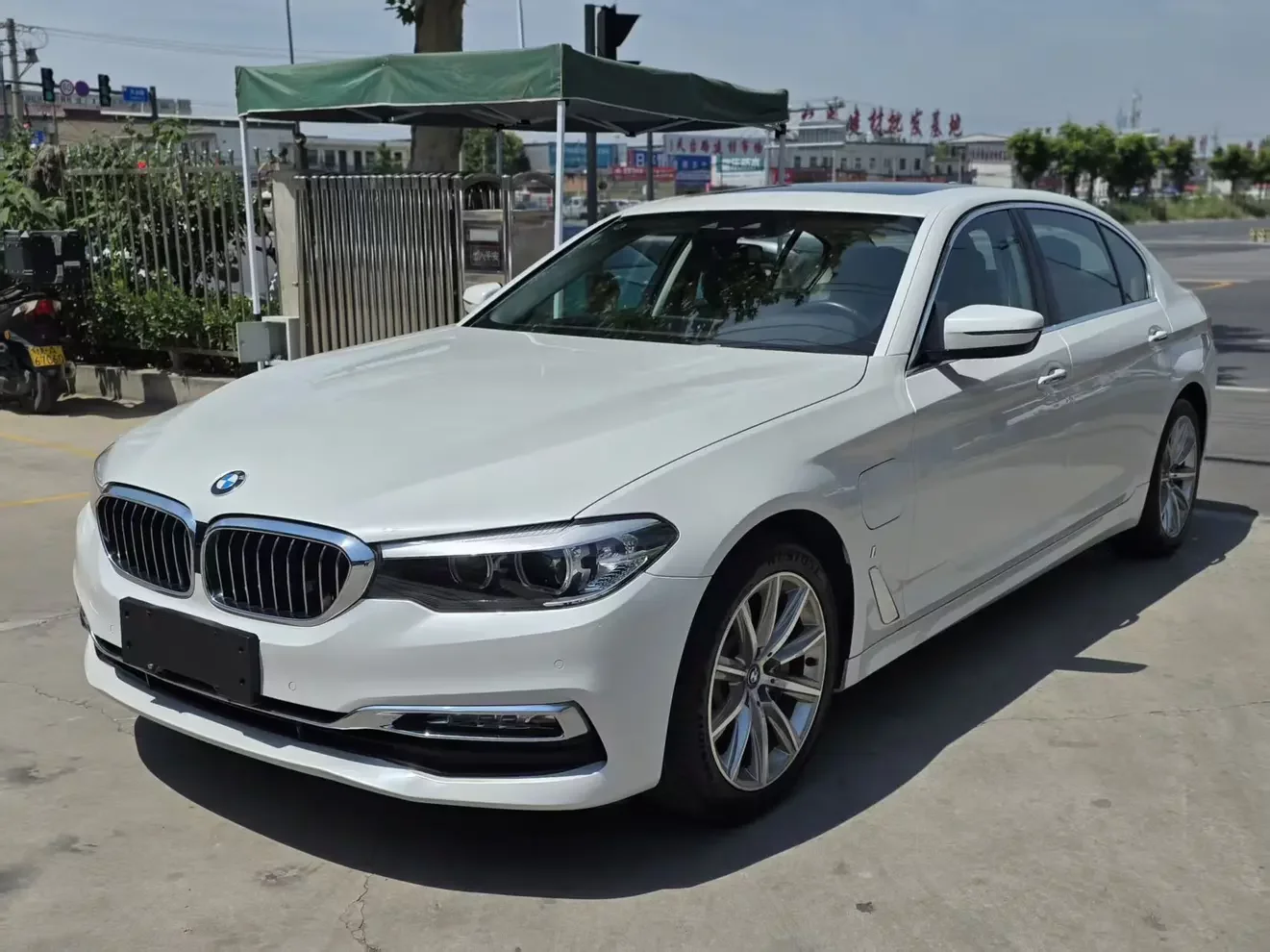 BMW 5 Series PHEV
