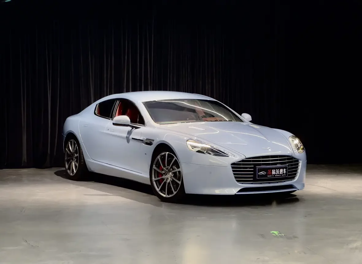 Aston Martin Rapide