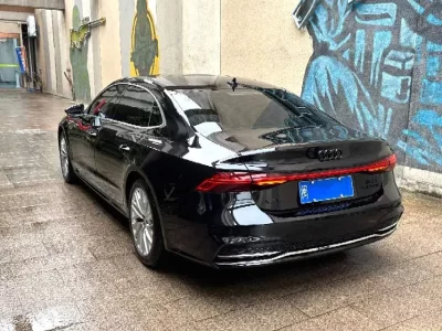 Audi A7L