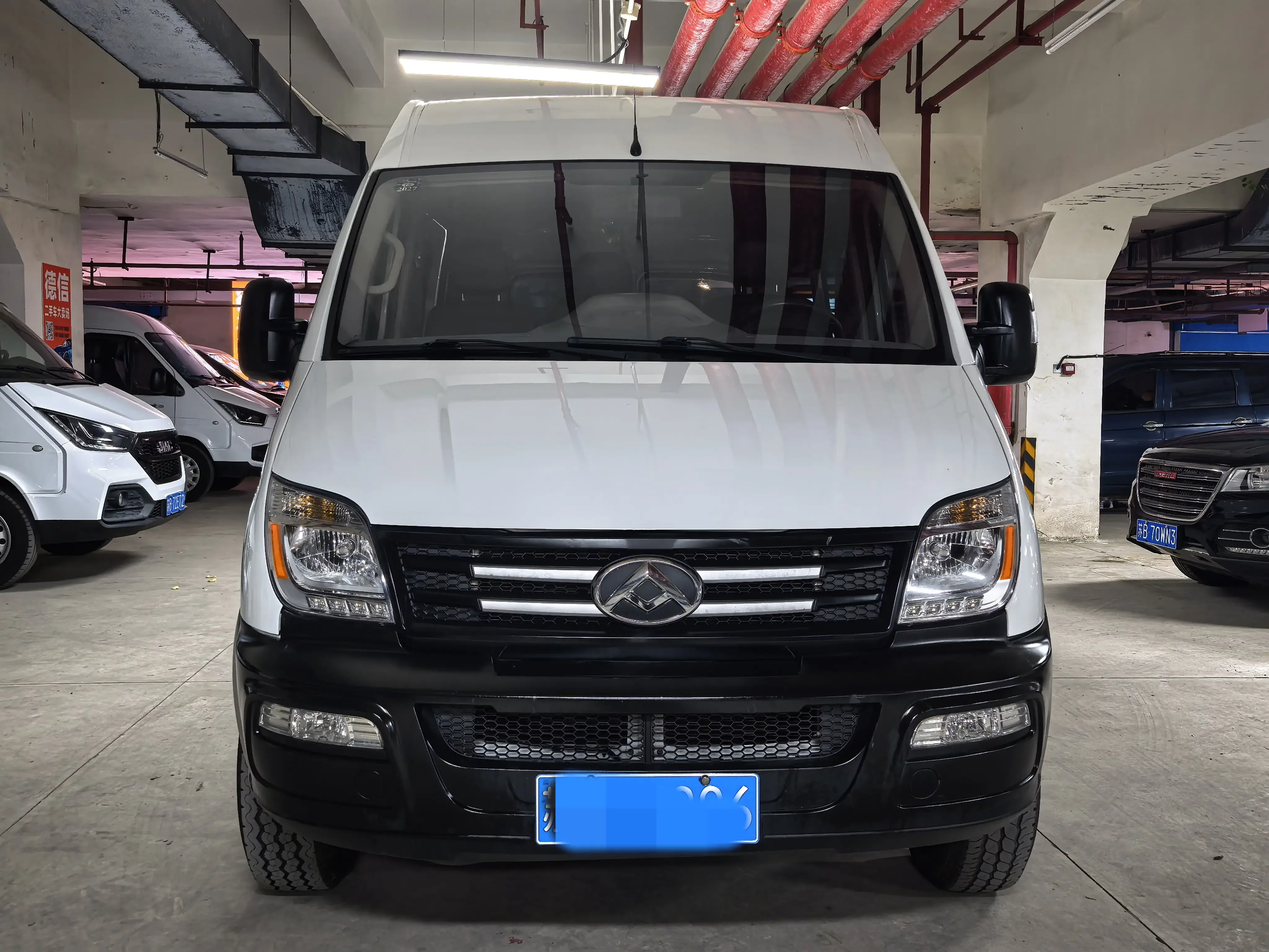 Datong Xintu V80  из Китая