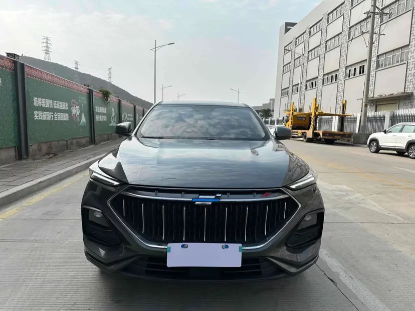 Oshan Changan Auchan X5