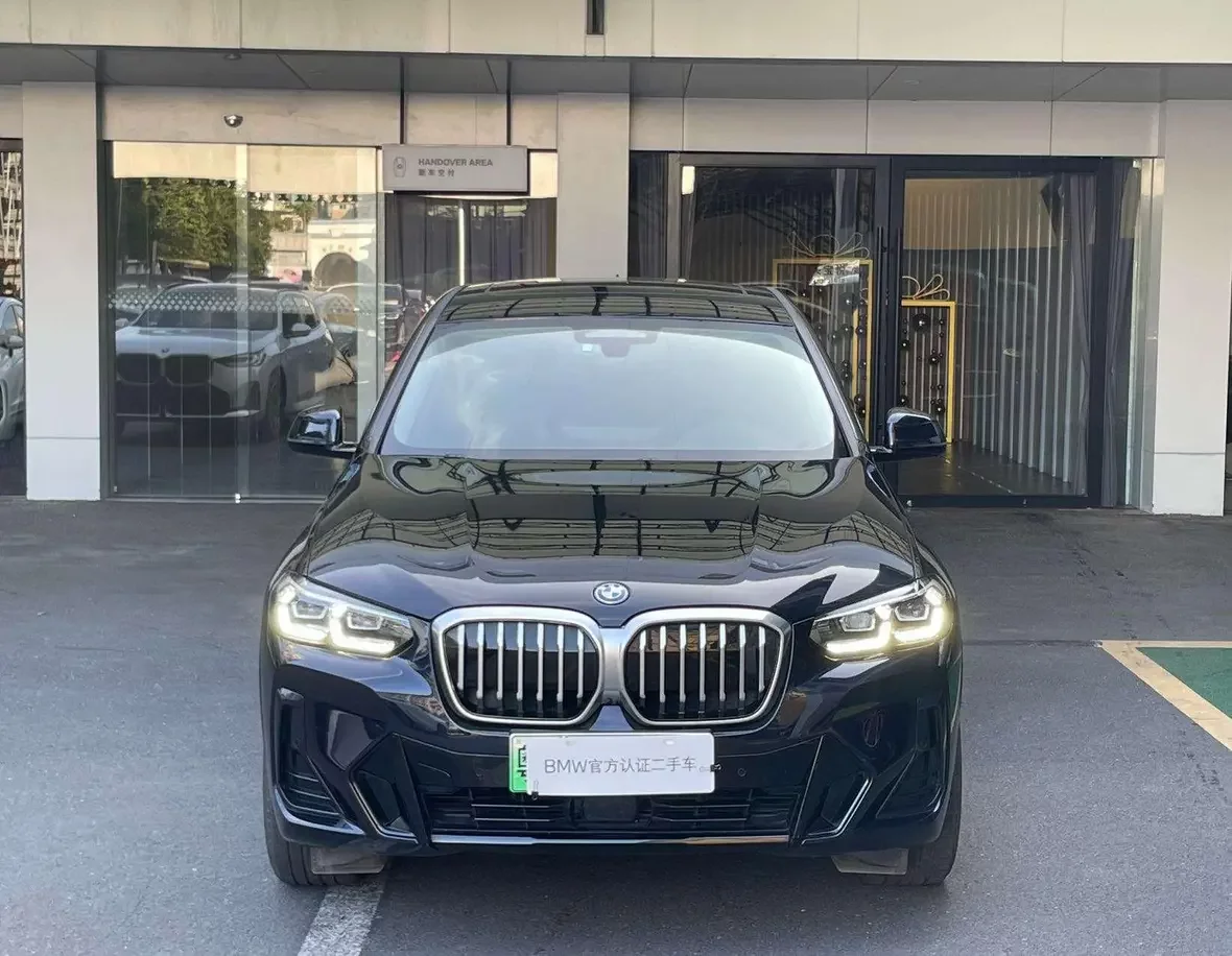 BMW iX3