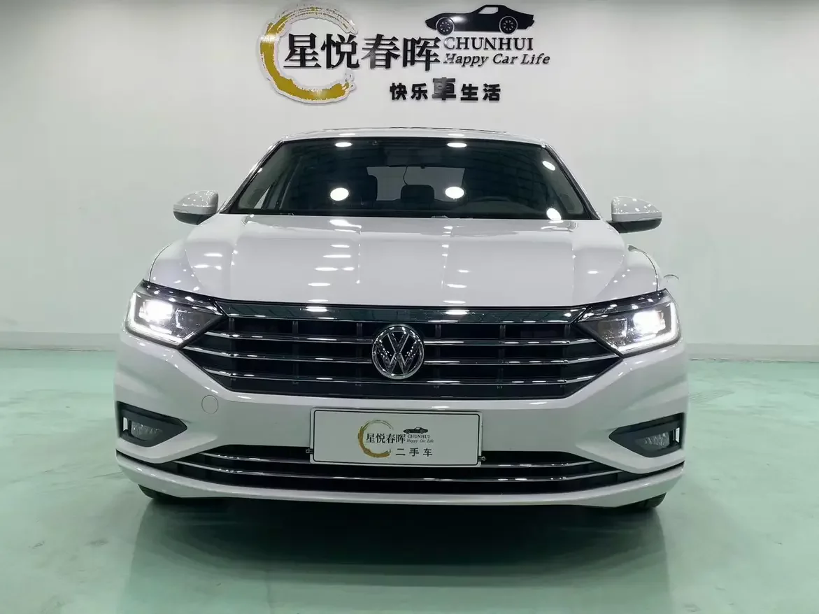 Volkswagen Sagitar