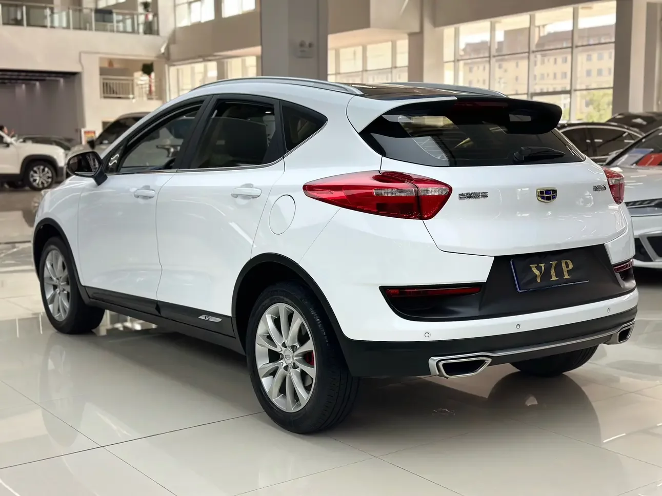 Geely Emgrand GS