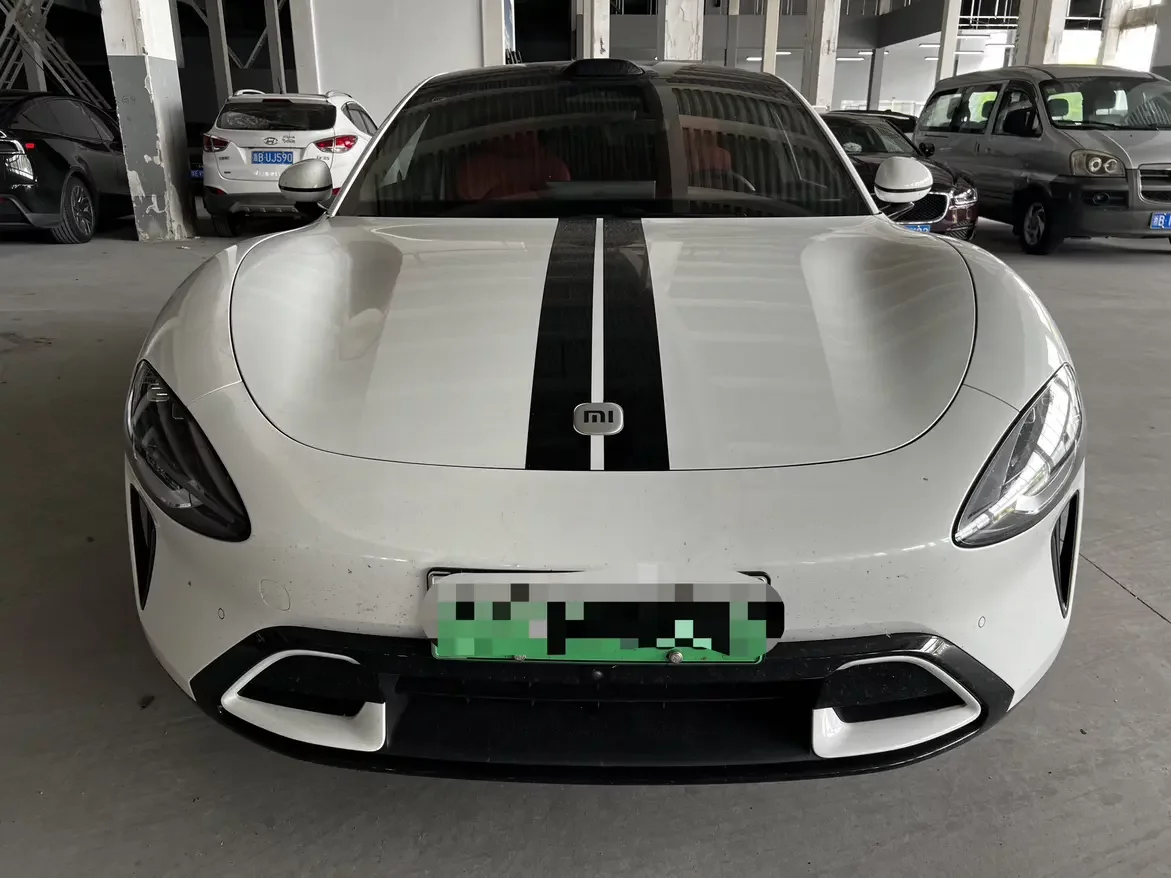 Xiaomi car Xiaomi SU7  из Китая
